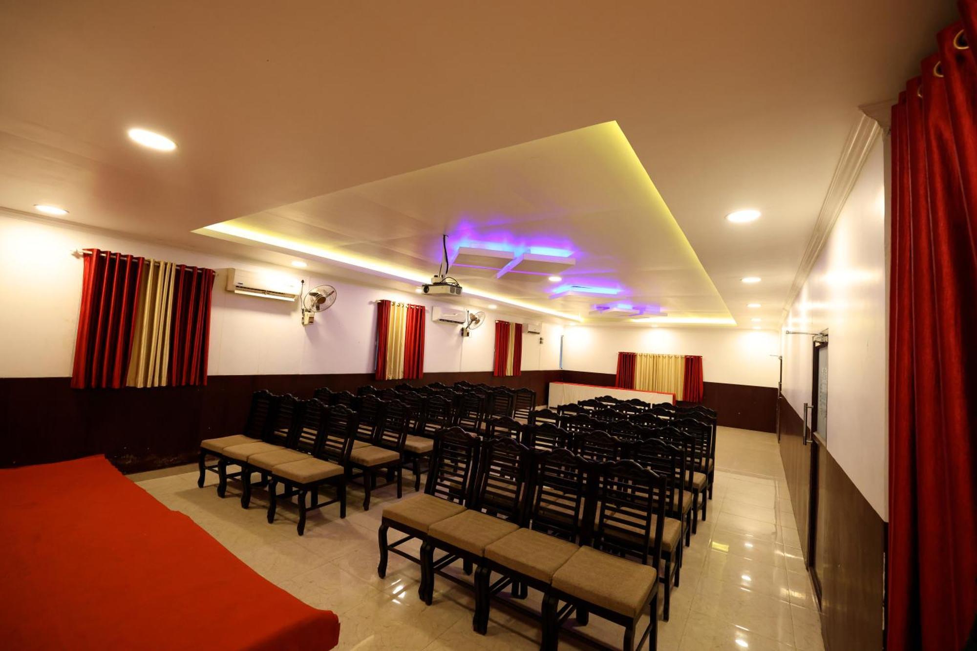 Hydel Palace Hotel y Resorts Athirappilly Exterior foto