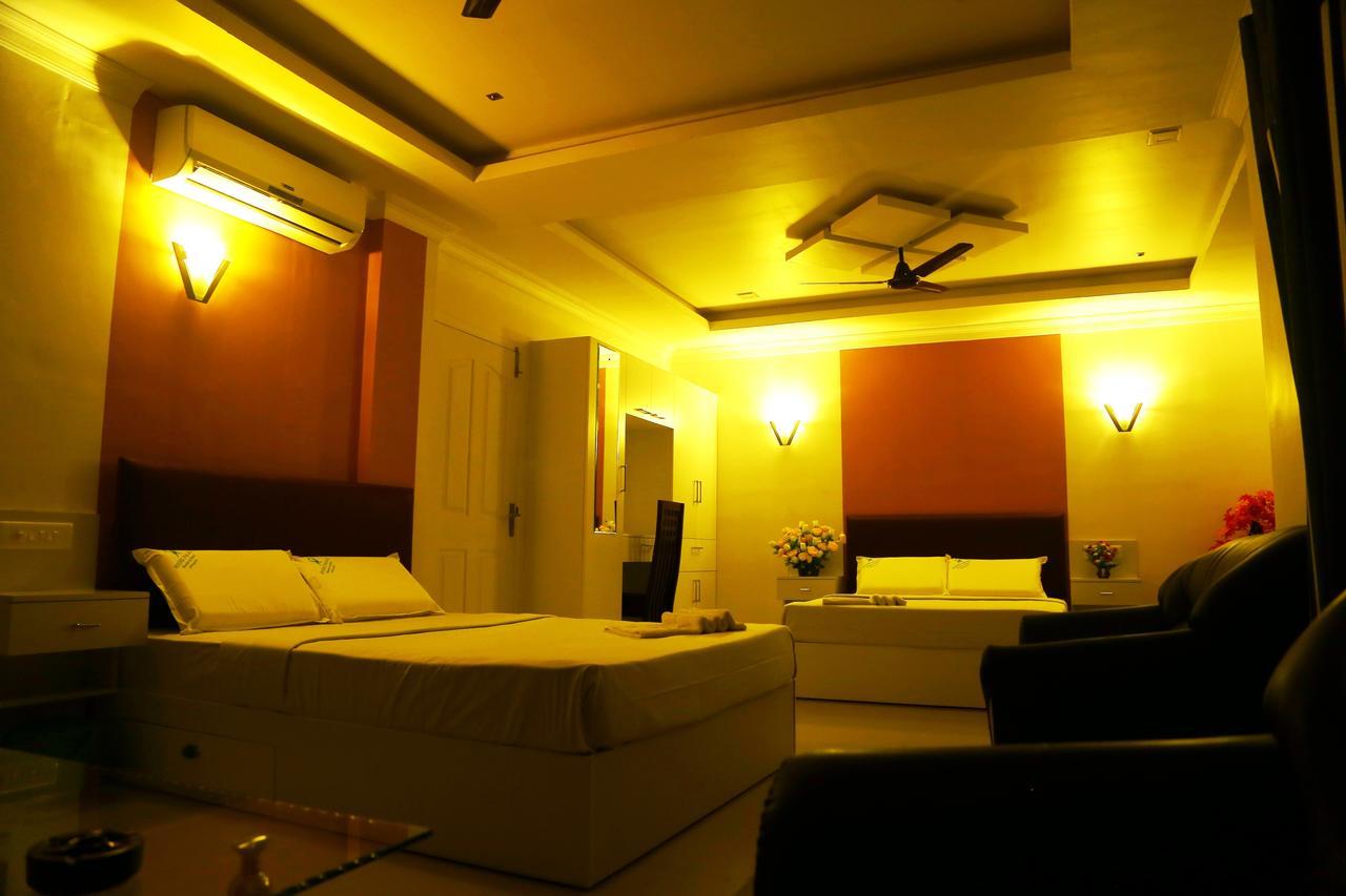 Hydel Palace Hotel y Resorts Athirappilly Habitación foto